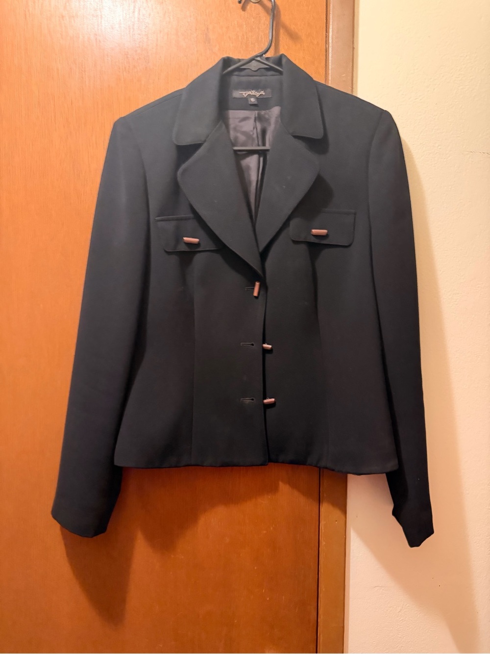 Taiga Women's Tailored Blazer Black Women’s Size 6 - Picture 5 of 5